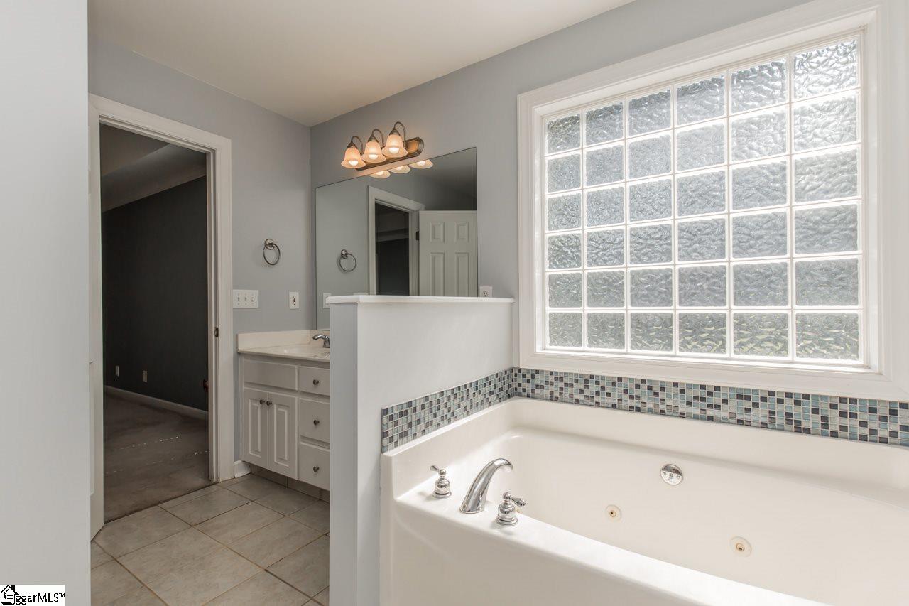 445 Winesap Road Duncan, SC 29334 - Photo 5 of 25 Gallery Image 5