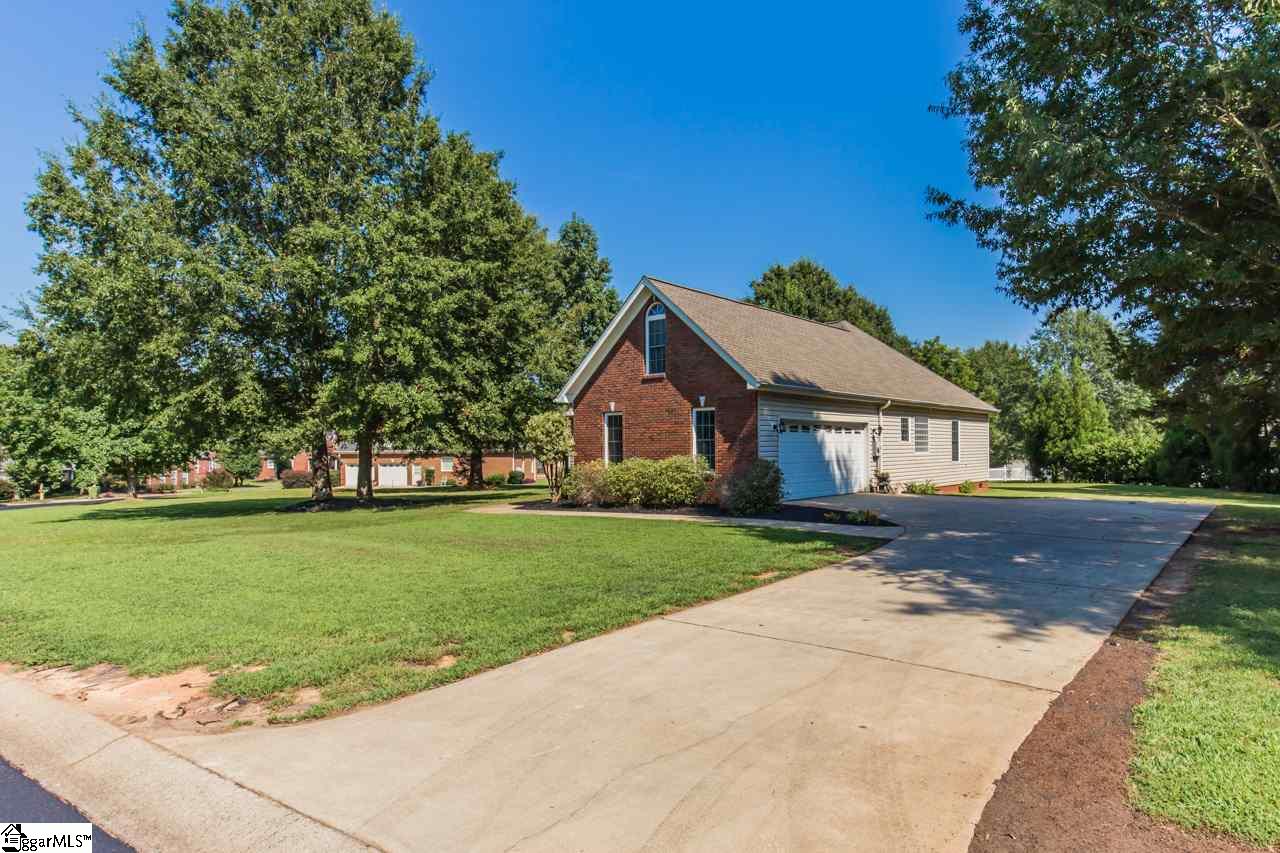 445 Winesap Road Duncan, SC 29334 - Photo 9 of 25 Gallery Image 9