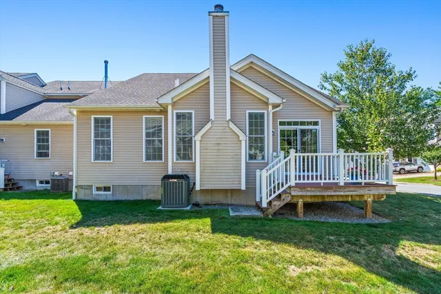 $499,000 | 11 Pondside Lane, Unit 11, Bolton, MA 01740