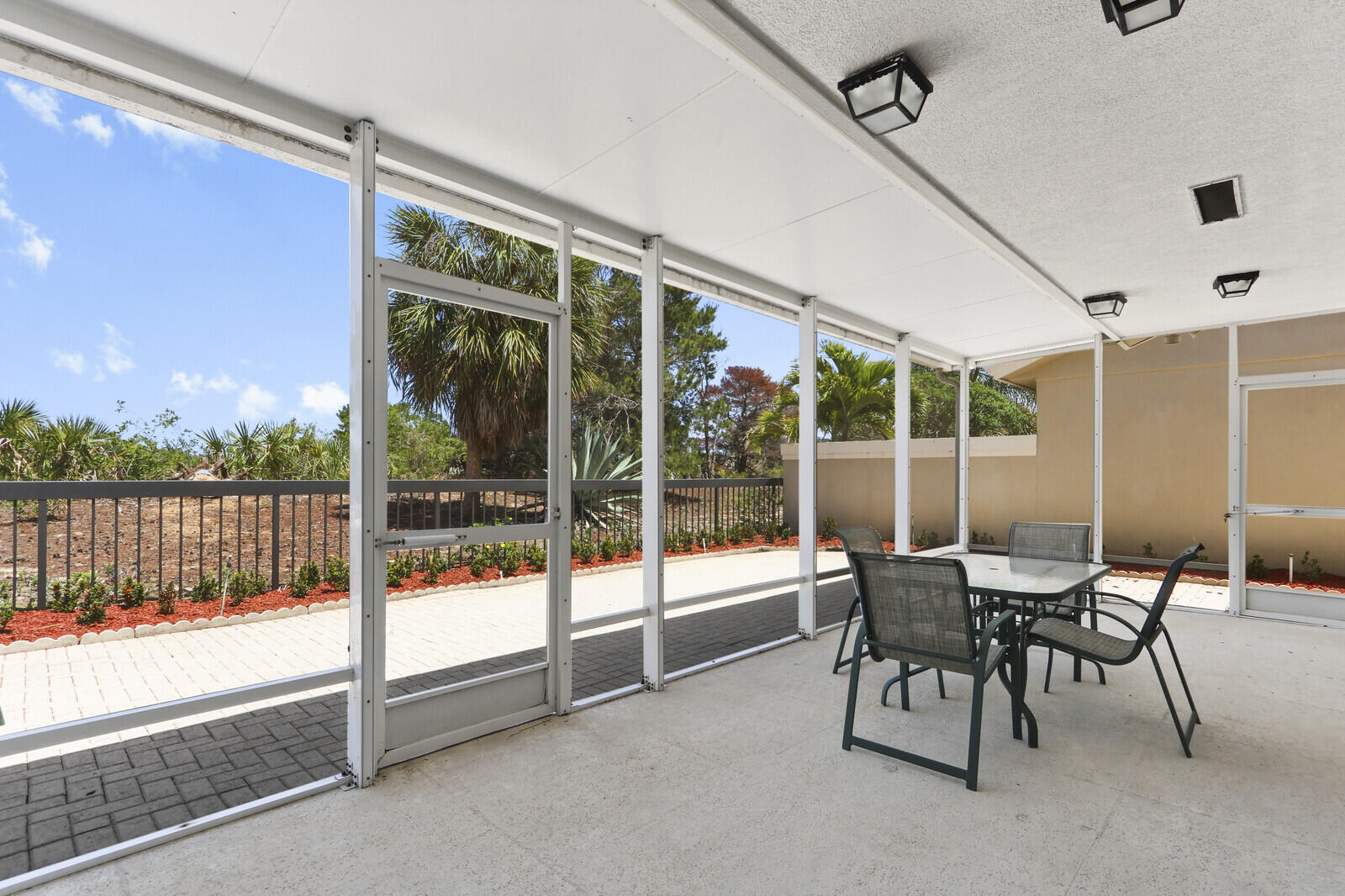 327 Ridge Road Jupiter, FL 33477 - Photo 29 of 52 49_Image_32_mls