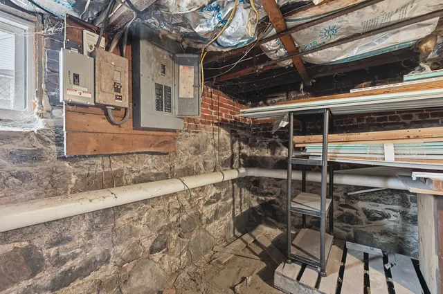 $555,000 | 115 Front Street, Exeter, NH 03833