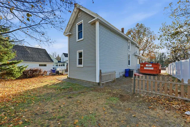 $555,000 | 115 Front Street, Exeter, NH 03833