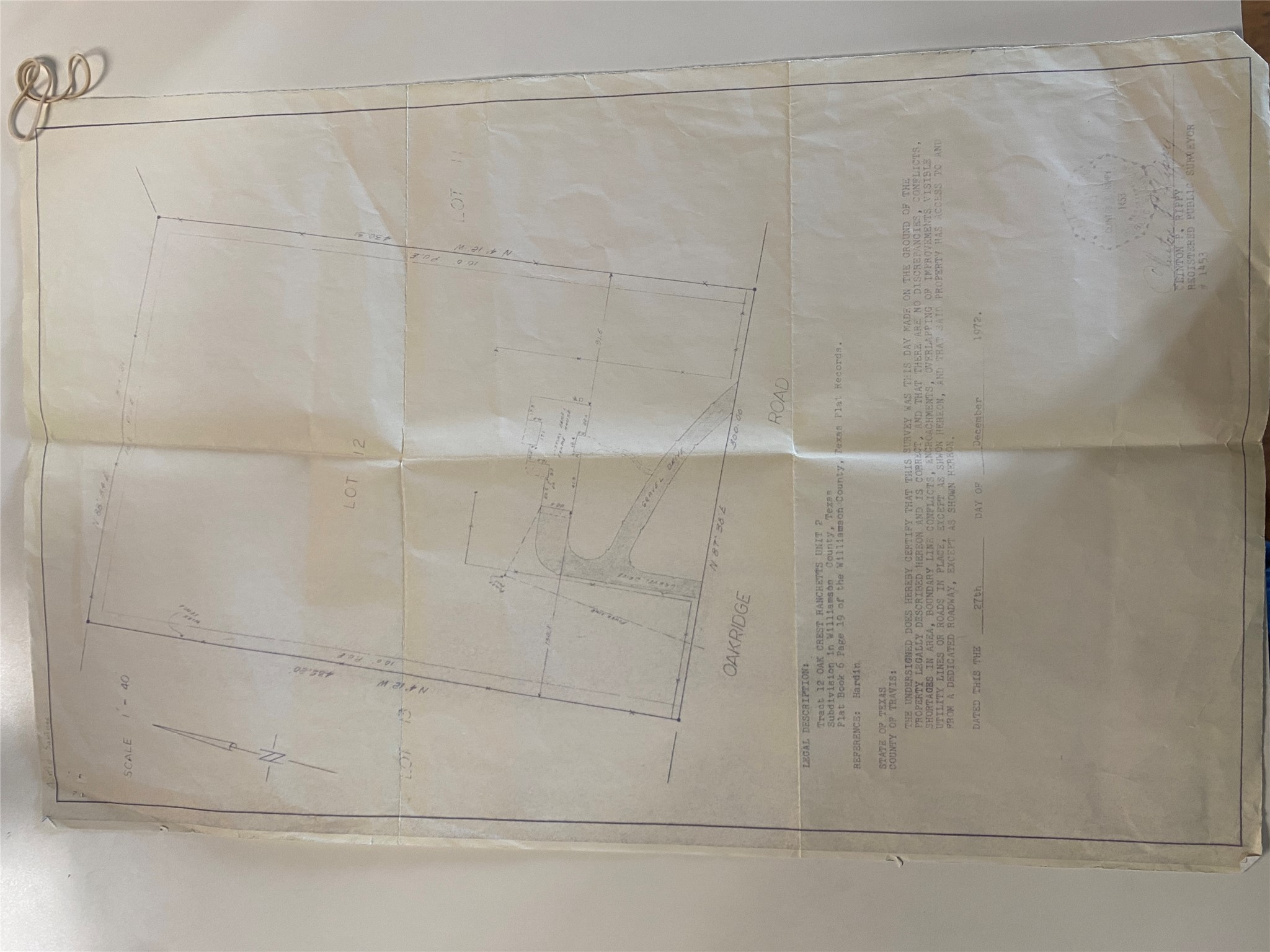 140 Oak Ridge Road Georgetown, TX 78628 - Photo 21 of 39 Full bath with tiled shower