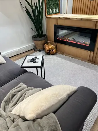 $2,800 | 207 Main Avenue, Warwick, RI 02886