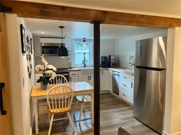 $2,800 | 207 Main Avenue, Warwick, RI 02886