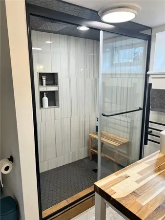 $2,800 | 207 Main Avenue, Warwick, RI 02886