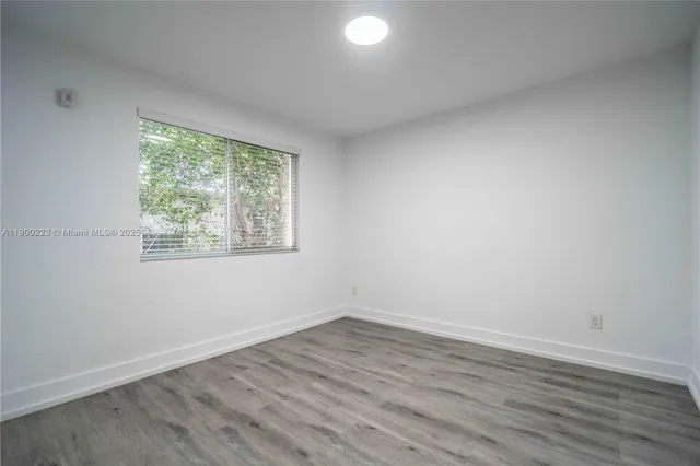 $1,650 | 1950 Northwest 2nd Court, Unit 10, Miami, FL 33136