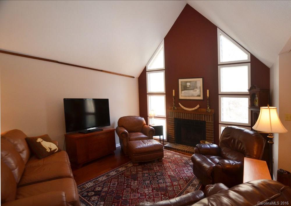 157 Huntington Road, Unit 52 Lake Lure, NC 28746 - Photo 6 of 24 Gallery Image 6