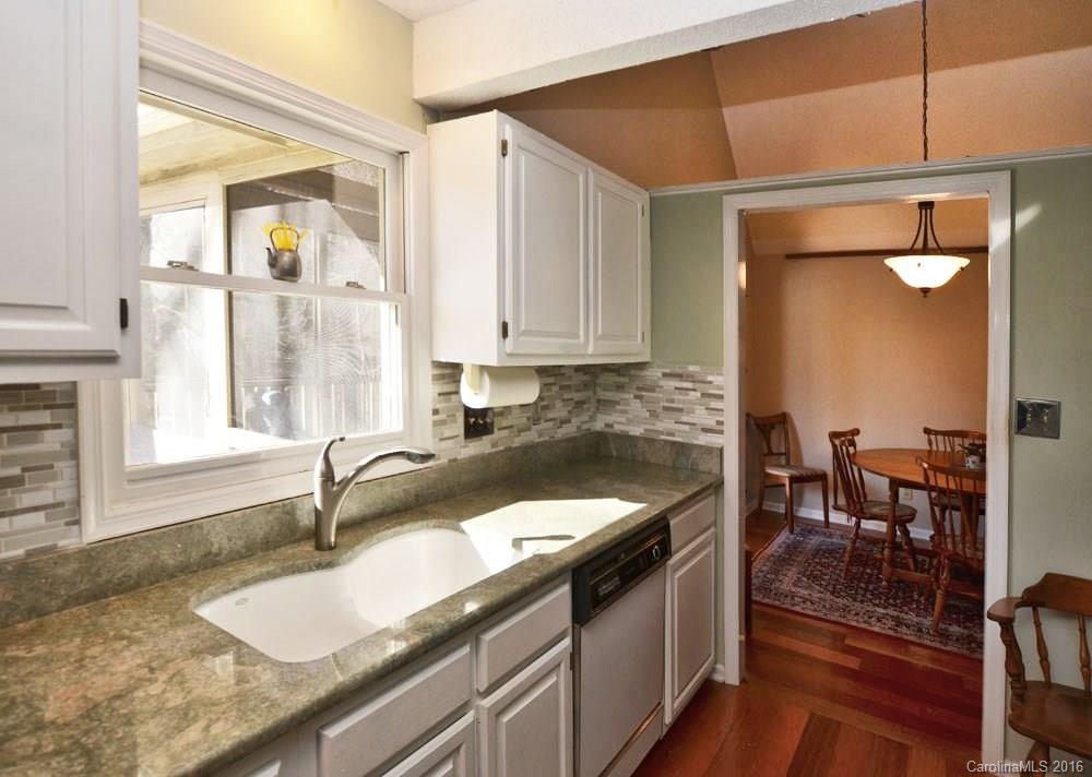 157 Huntington Road, Unit 52 Lake Lure, NC 28746 - Photo 9 of 24 Gallery Image 9
