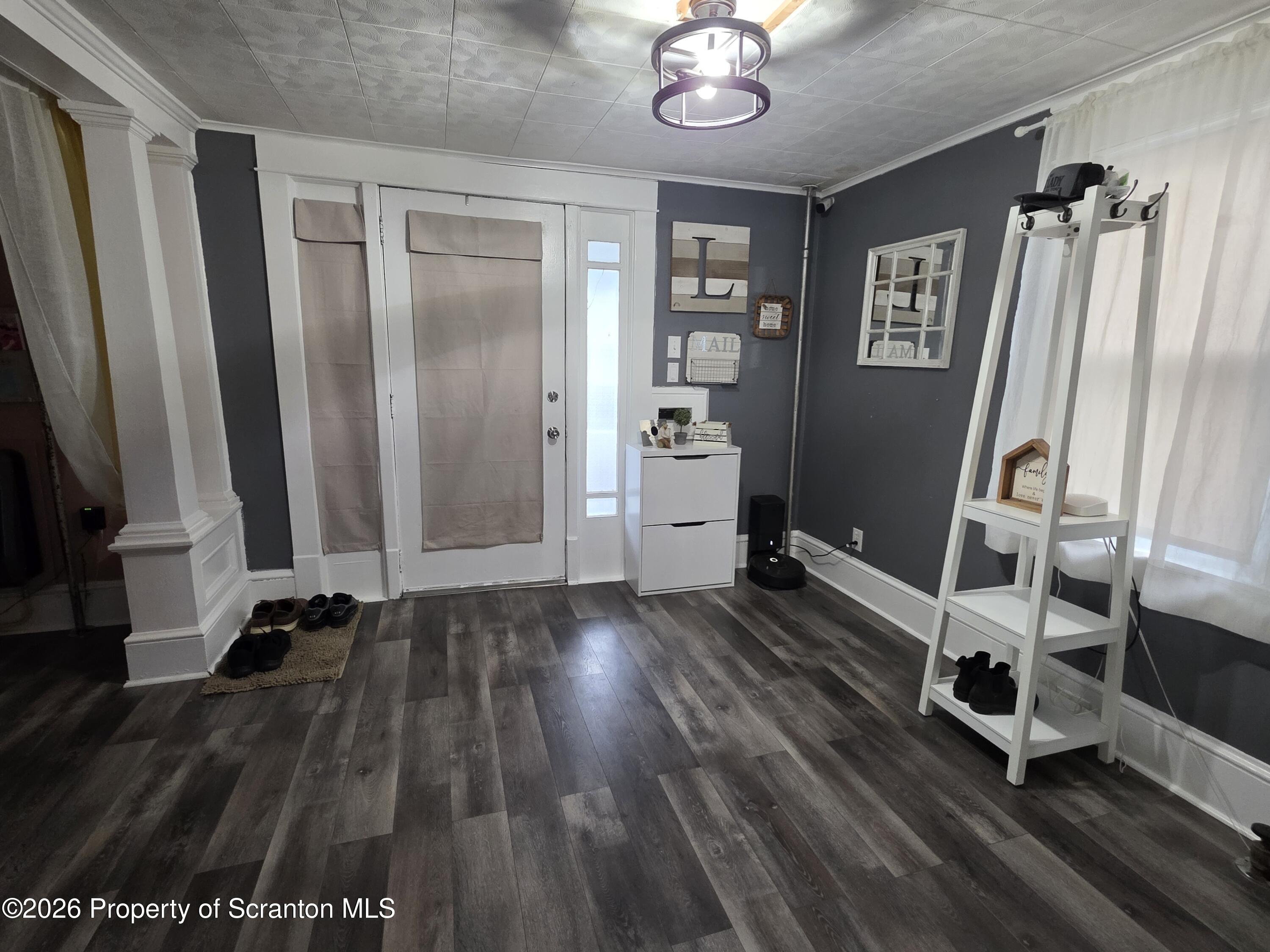 184 Mason Street Exeter, PA 18643 - Photo 6 of 39 10538