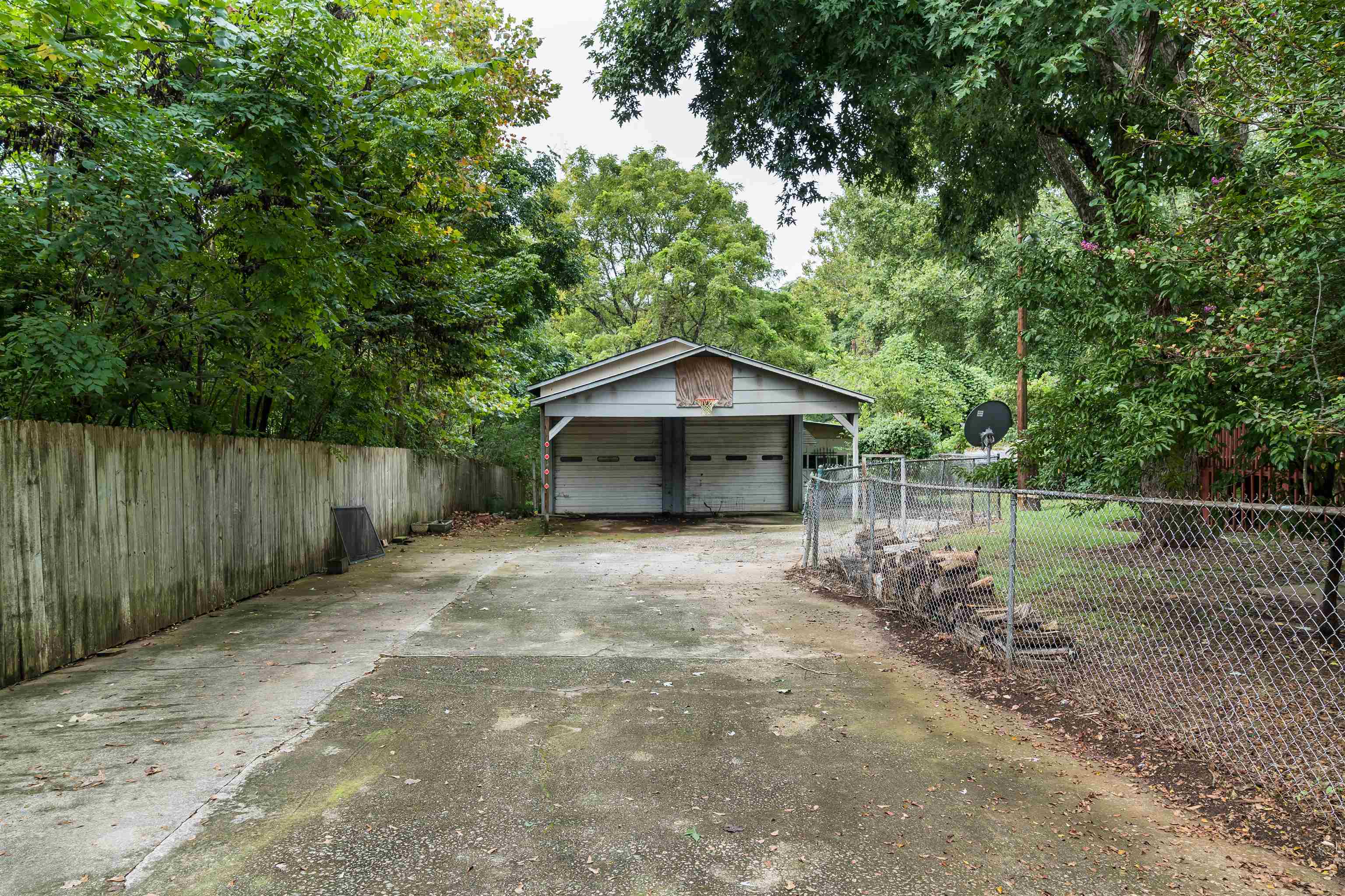 201 Cedar Crest Road Spartanburg, SC 29301 - Photo 2 of 21