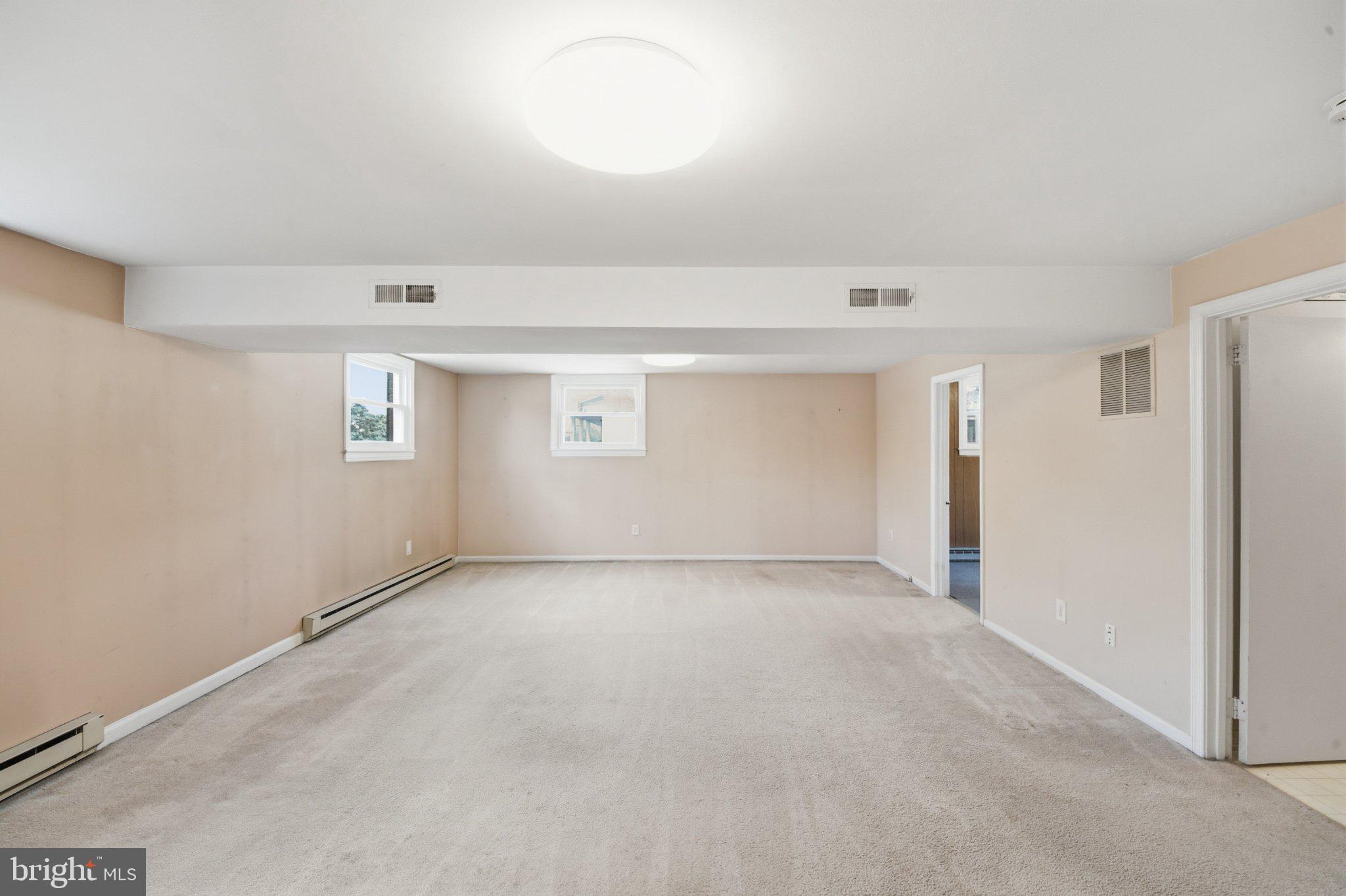 1206 East Iberia Road Sterling, VA 20164 - Photo 35 of 48 Family Room