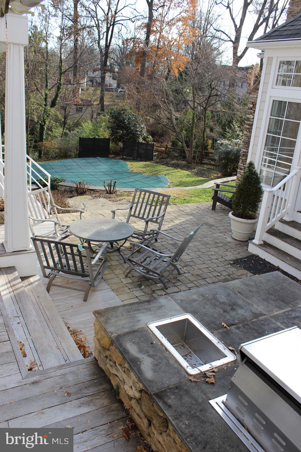 4 Sherwood Road Annapolis, MD 21401 - Photo 11 of 46 entertain with built in outdoor kitchen