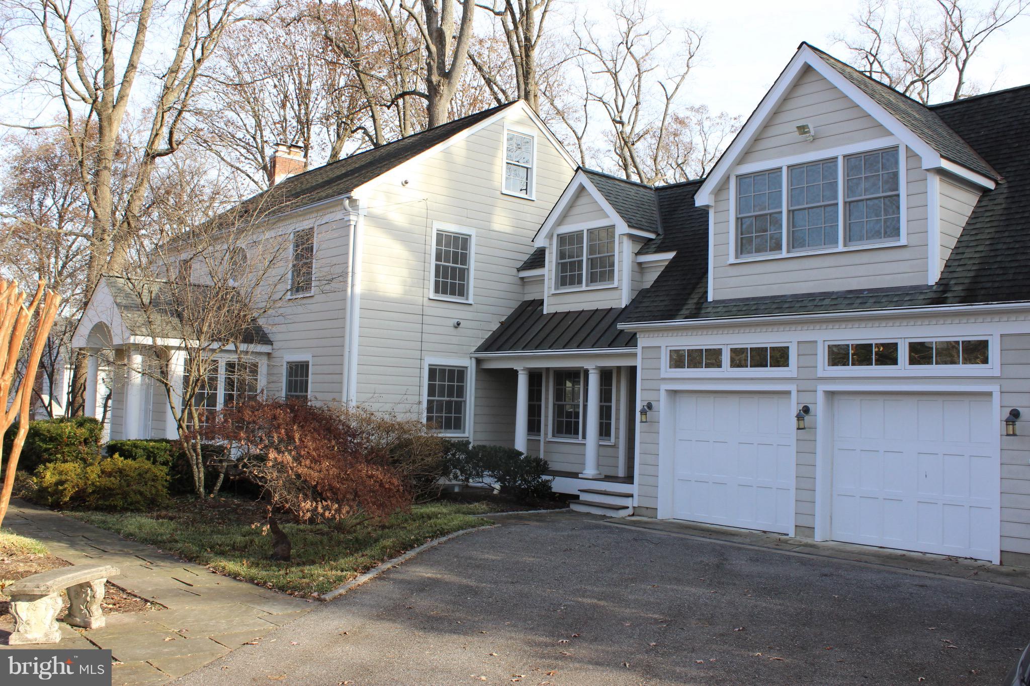 4 Sherwood Road Annapolis, MD 21401 - Photo 2 of 46 two car attached garage