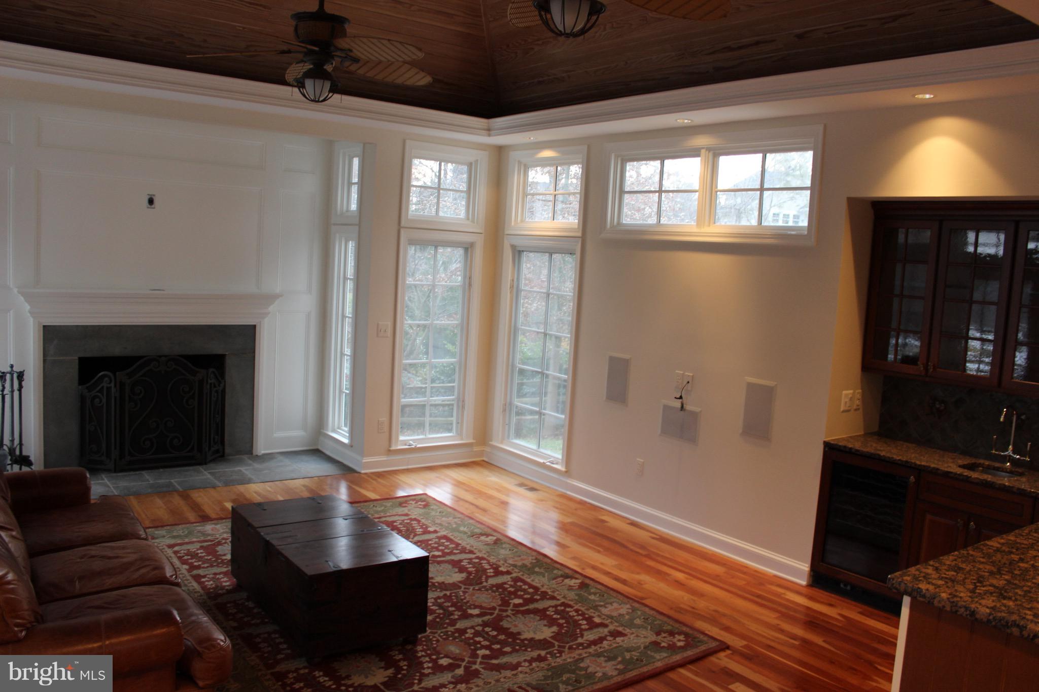 4 Sherwood Road Annapolis, MD 21401 - Photo 27 of 46 built in media speakers