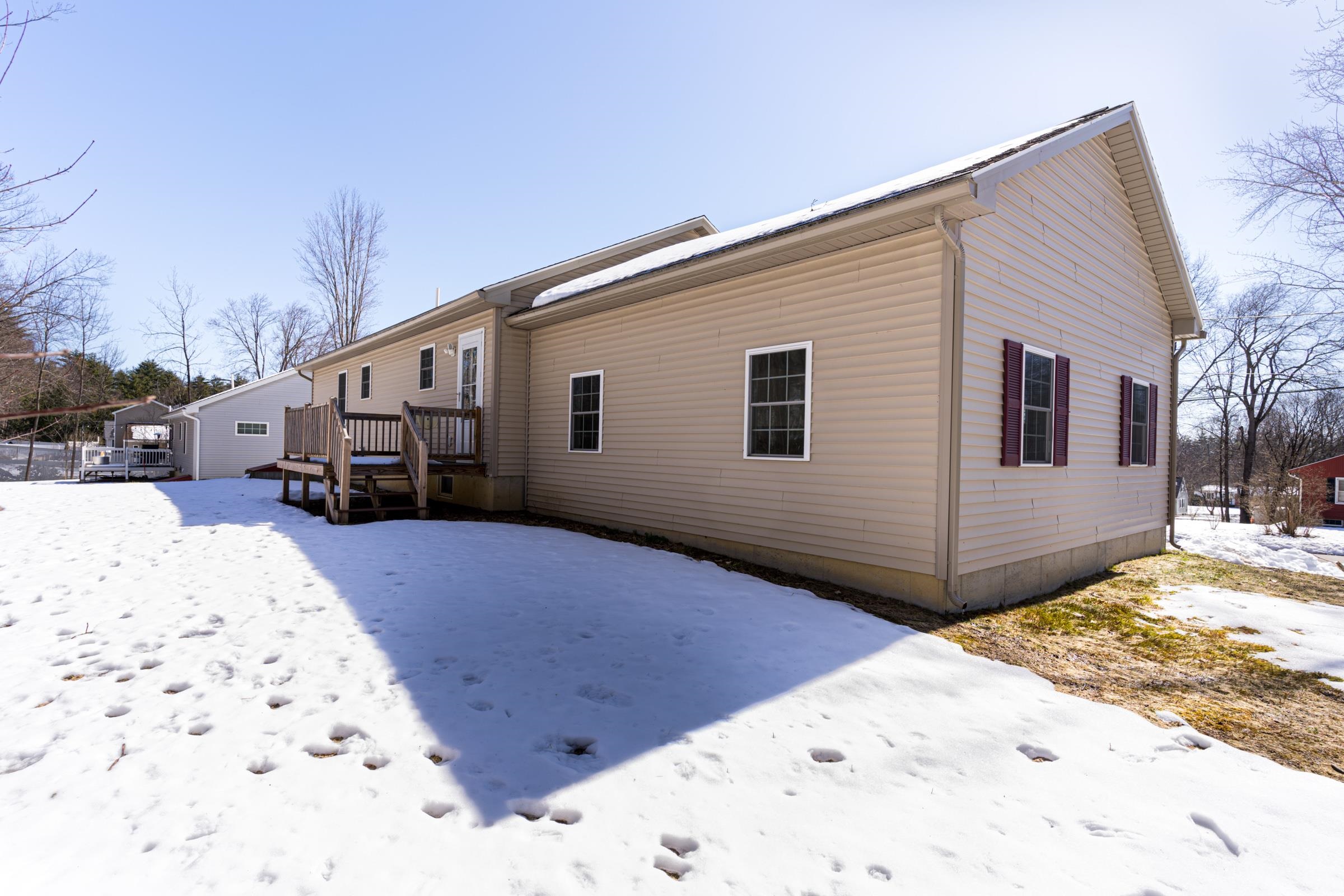 8 Yvonne Street Rochester, NH 03867 - Photo 18 of 28 Gallery Image 18