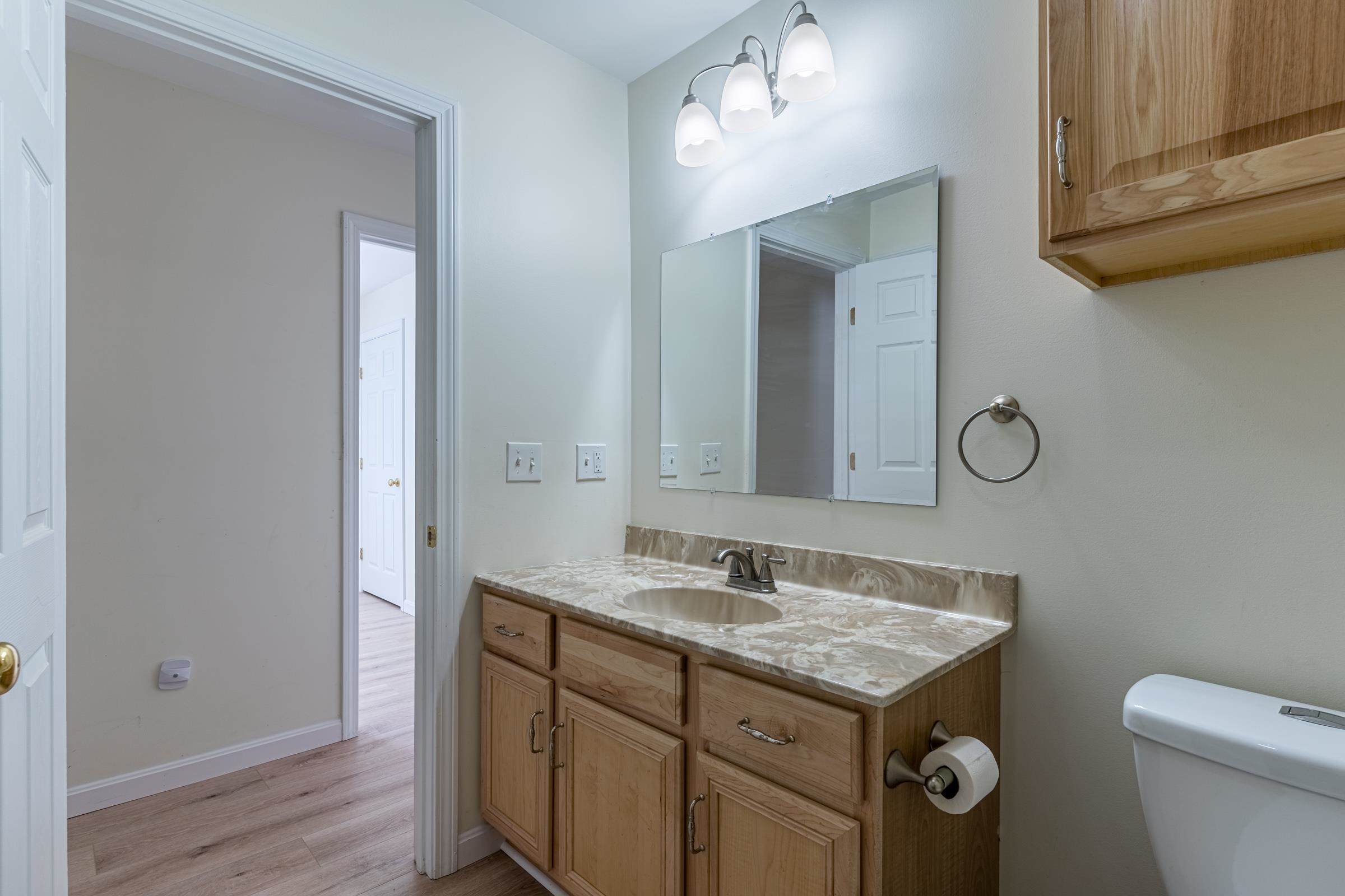 8 Yvonne Street Rochester, NH 03867 - Photo 3 of 28 Gallery Image 3