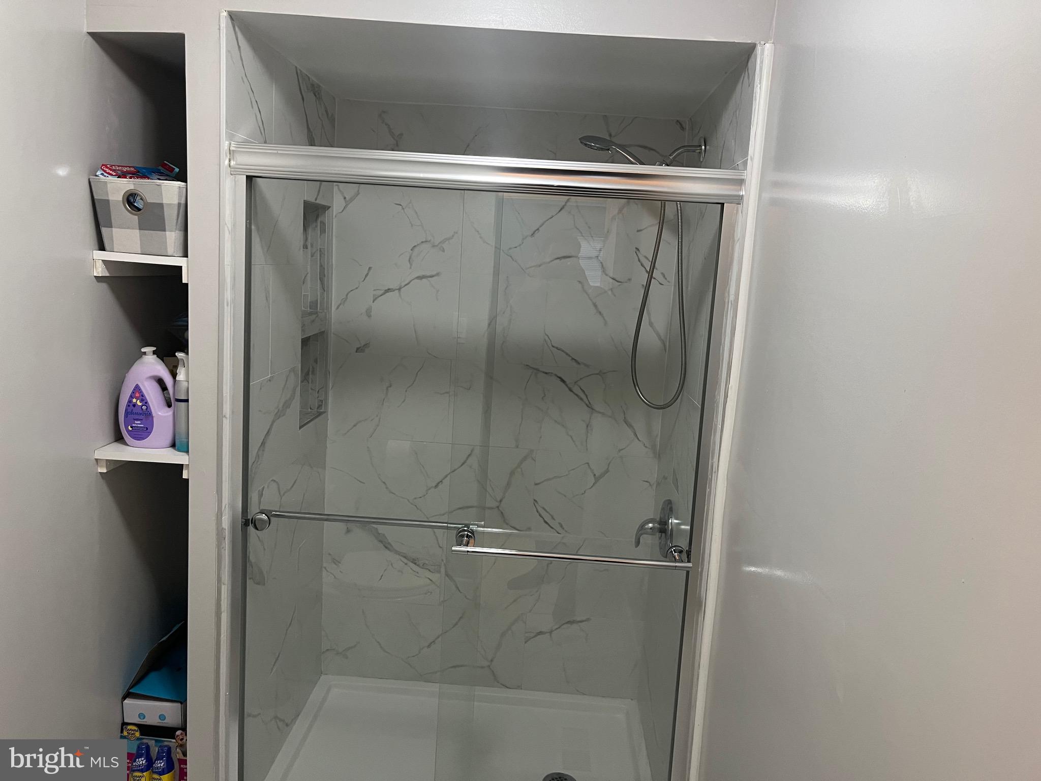 11 Kent Place Sewell, NJ 08080 - Photo 8 of 22