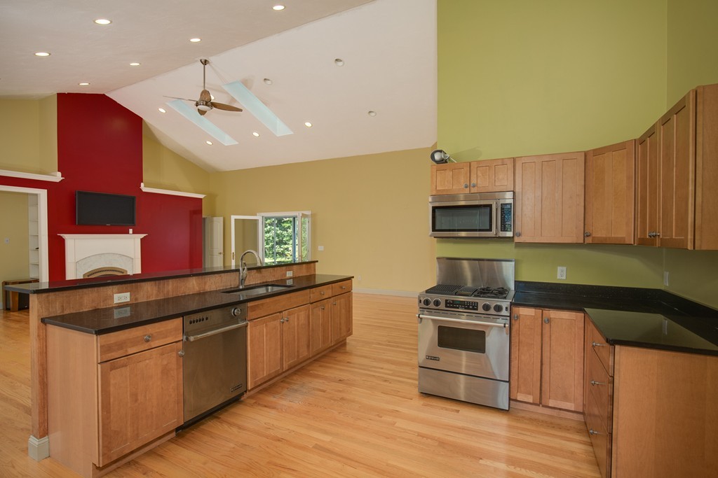 140 Hubbardston Road Princeton, MA 01541 - Photo 6 of 30