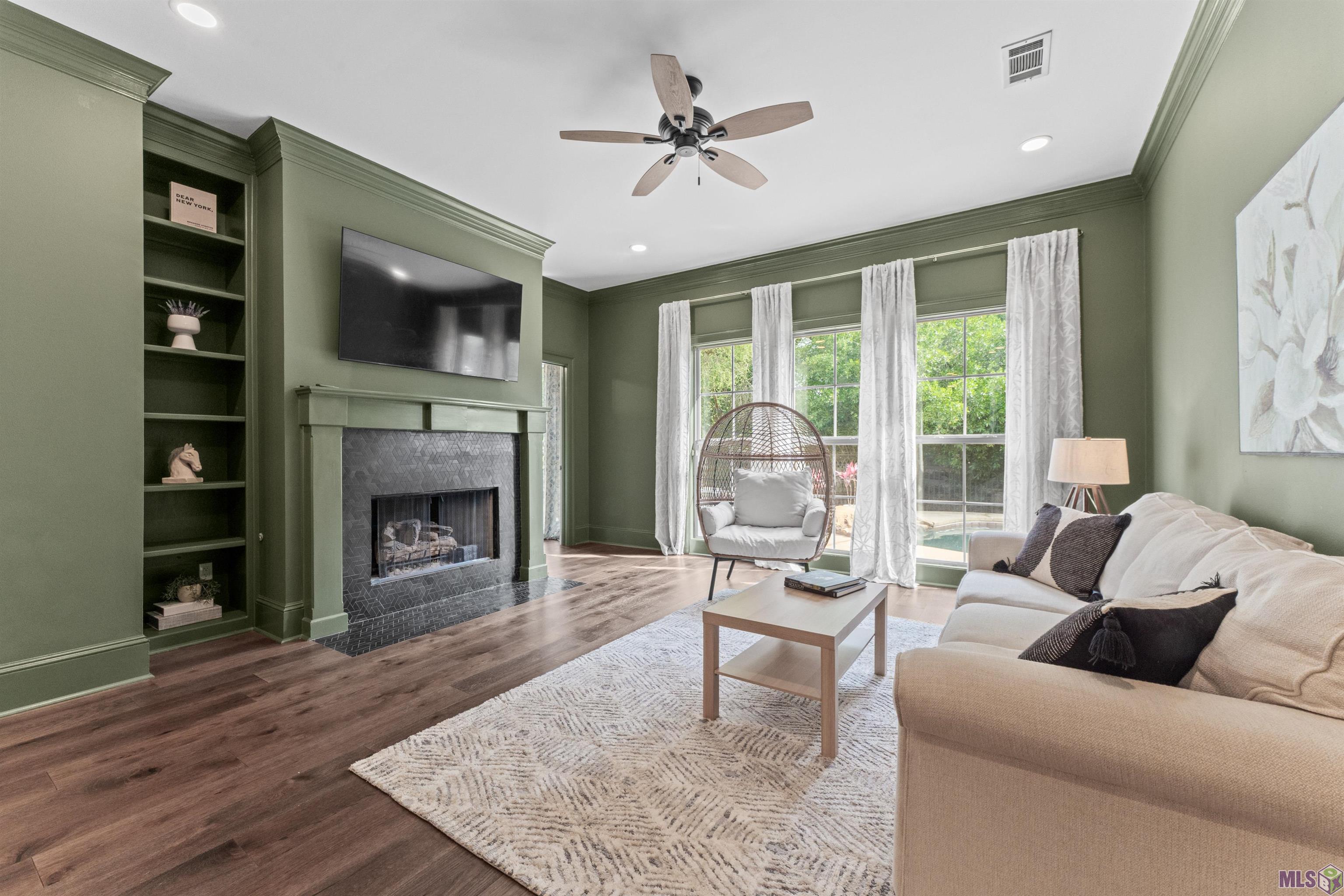 19437 Point O' Woods Court Baton Rouge, LA 70809 - Photo 11 of 39