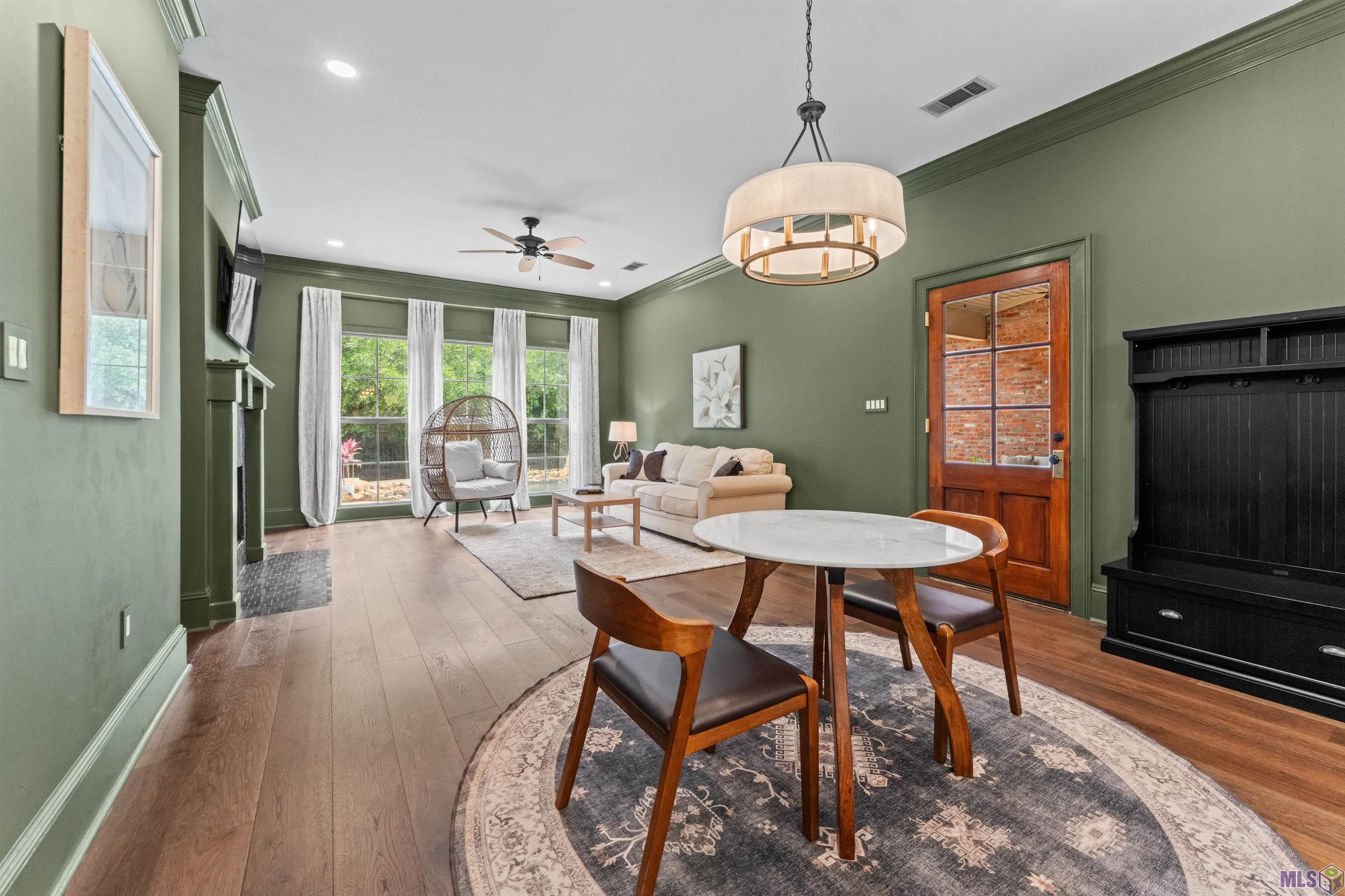 19437 Point O' Woods Court Baton Rouge, LA 70809 - Photo 12 of 39