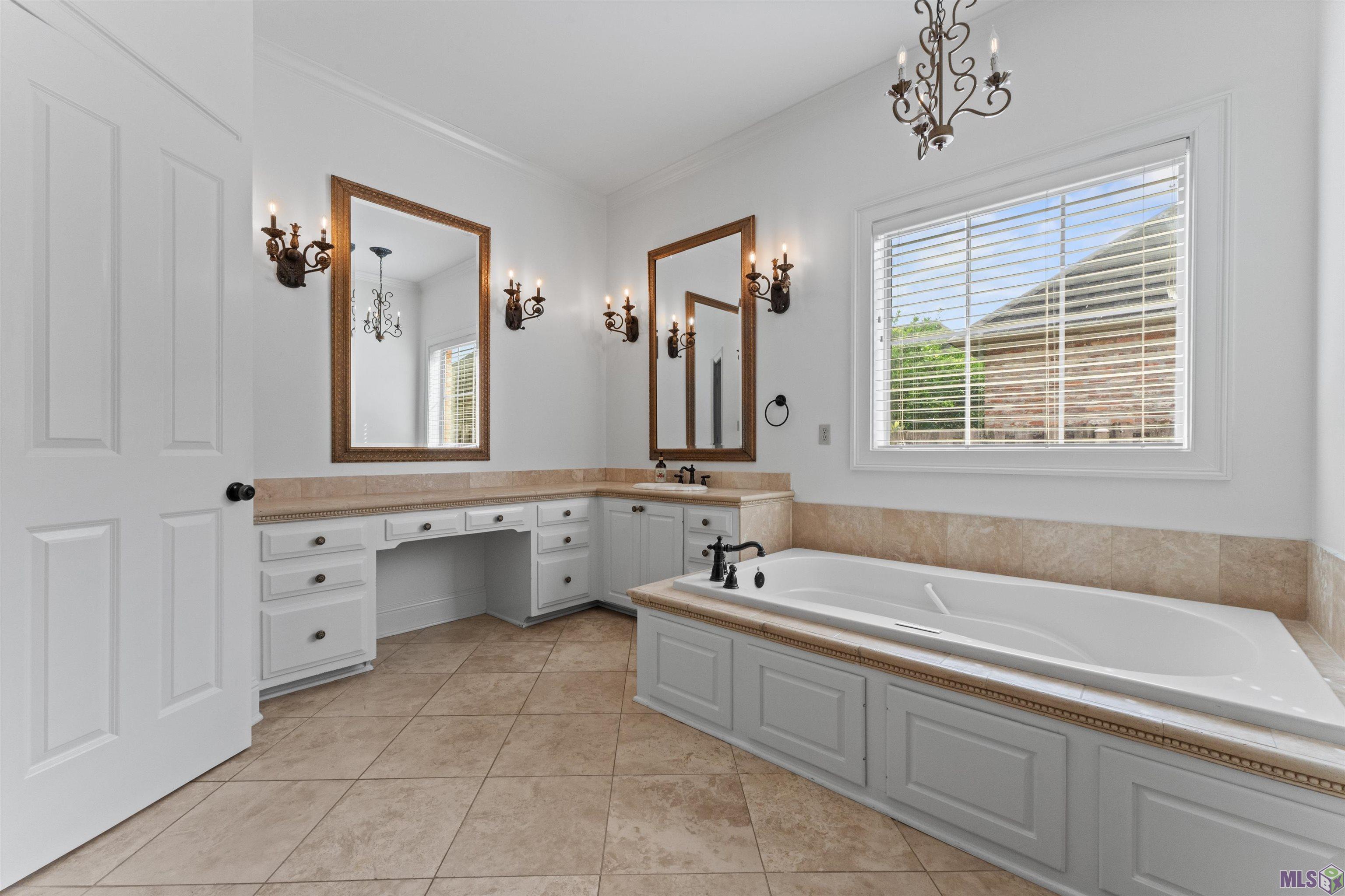 19437 Point O' Woods Court Baton Rouge, LA 70809 - Photo 16 of 39