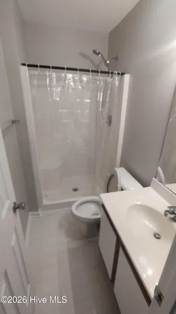 $1,350 | 90 Century Court, Swansboro, NC 28584