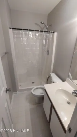 $1,350 | 90 Century Court, Swansboro, NC 28584