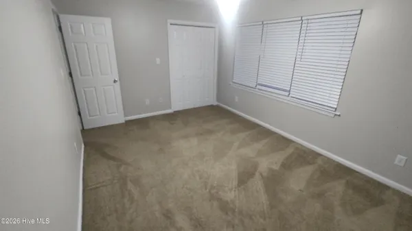 $1,350 | 90 Century Court, Swansboro, NC 28584