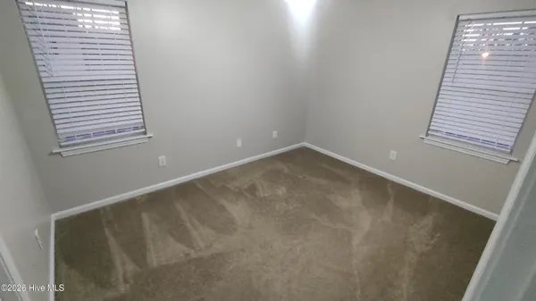 $1,350 | 90 Century Court, Swansboro, NC 28584