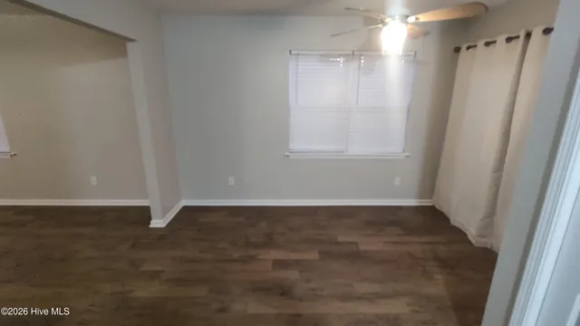 $1,350 | 90 Century Court, Swansboro, NC 28584