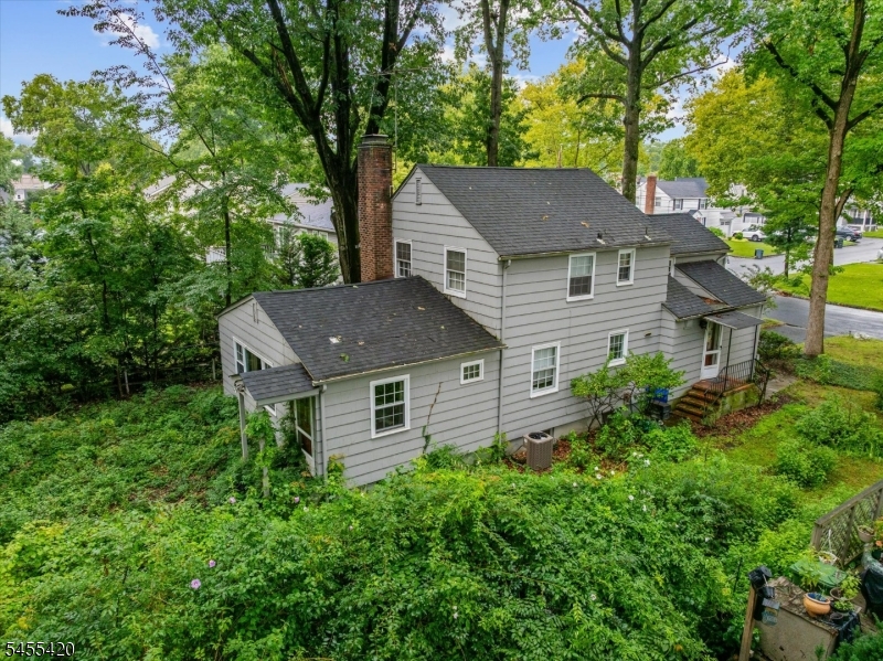 56 Denham Road Springfield, NJ 07081 - Photo 2 of 34 Gallery Image 2