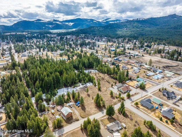 $109,000 | Nka Nka Van Buren & 8th Ave Street, Spirit Lake, ID 83869