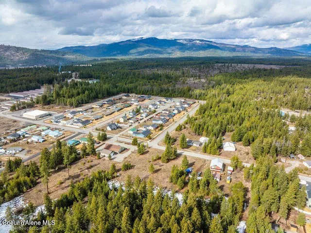 $109,000 | Nka Nka Van Buren & 8th Ave Street, Spirit Lake, ID 83869