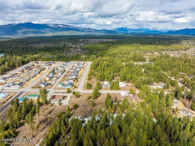 $109,000 | Nka Nka Van Buren & 8th Ave Street, Spirit Lake, ID 83869