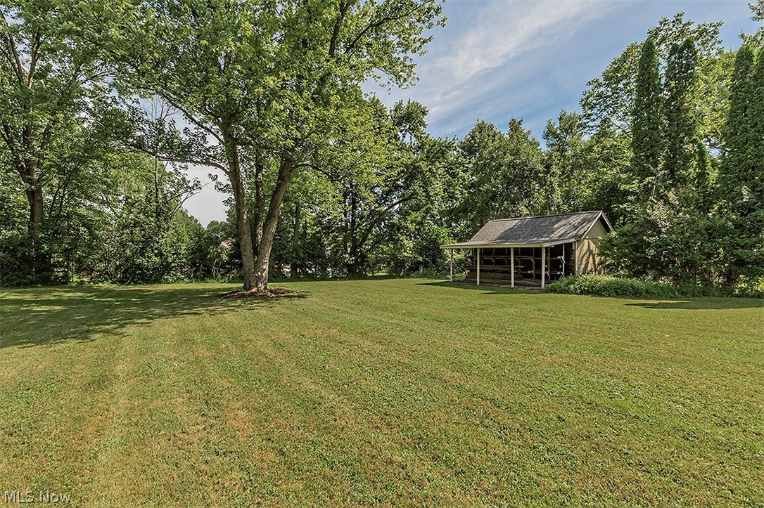 31999 Pinetree Road Pepper Pike, OH 44124 - Photo 33 of 35