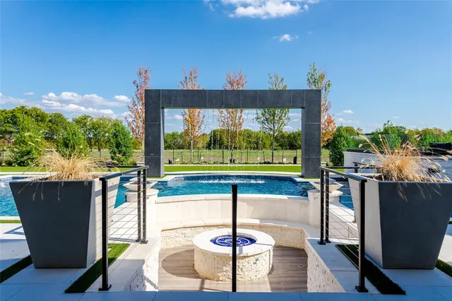 $8,400,000 | 1125 West Blondy Jhune Road, Lucas, TX 75002