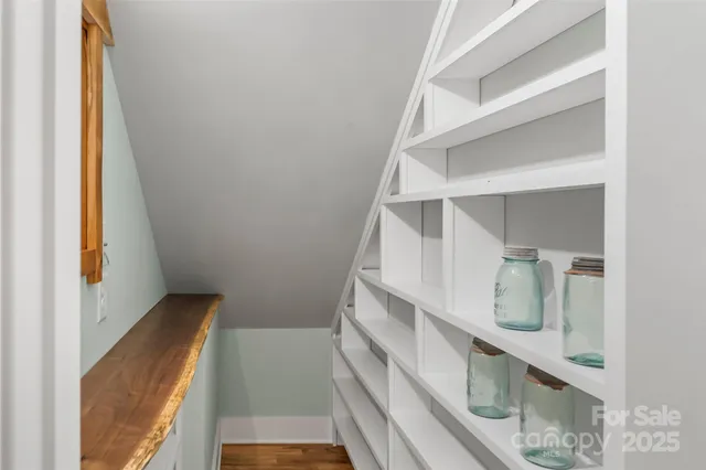 a view of walk in closet