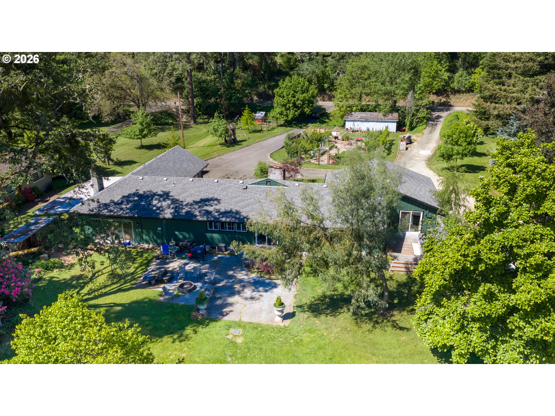 3356 Fisher Road Roseburg, OR 97471 - Photo 16 of 46