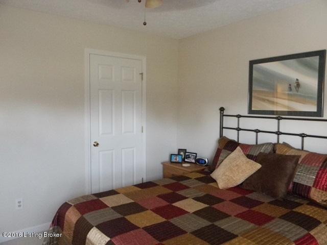 988 Floyds Fork Road Shepherdsville, KY 40165 - Photo 33 of 52 35