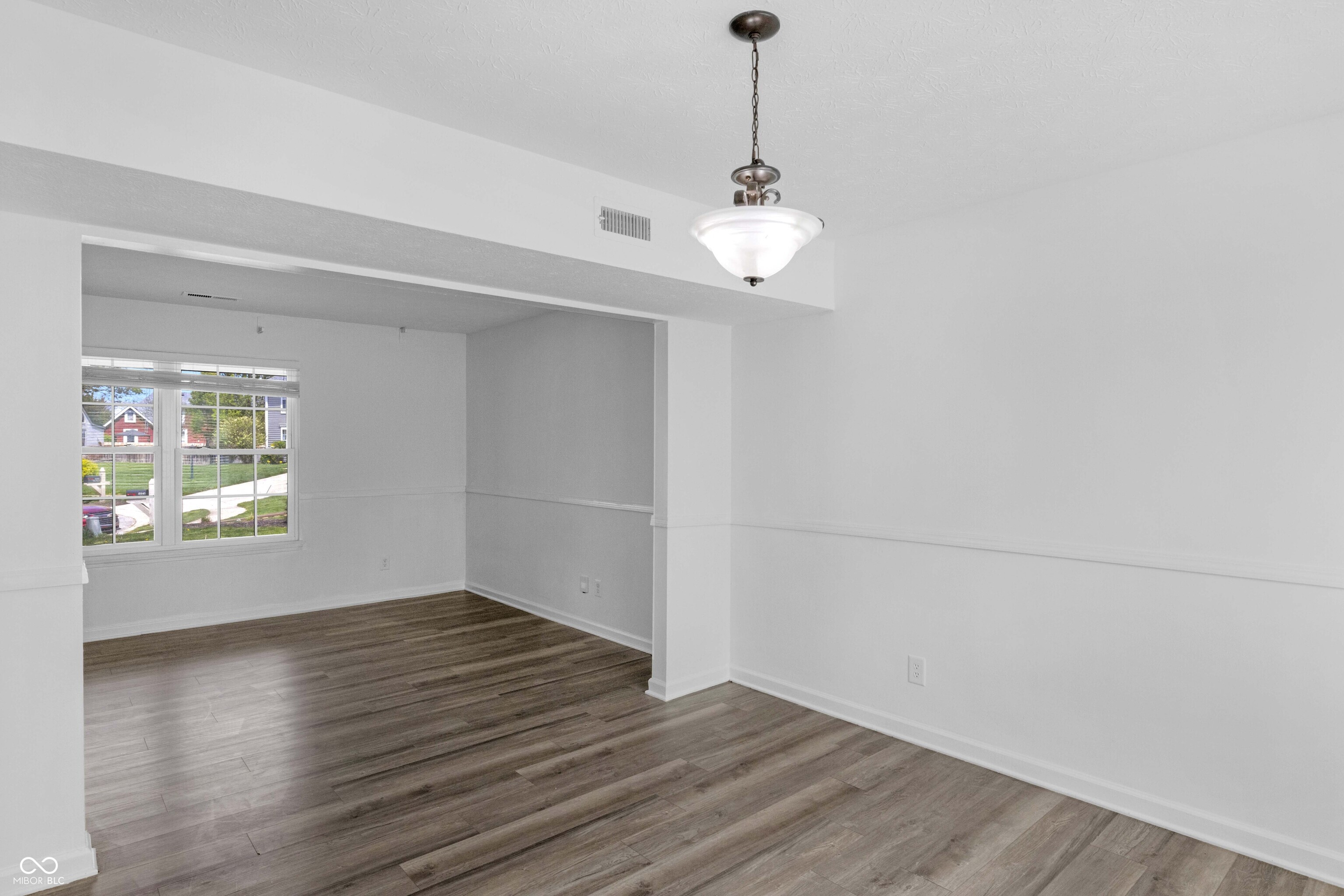 8939 Tito Court Fishers, IN 46038 - Photo 11 of 48