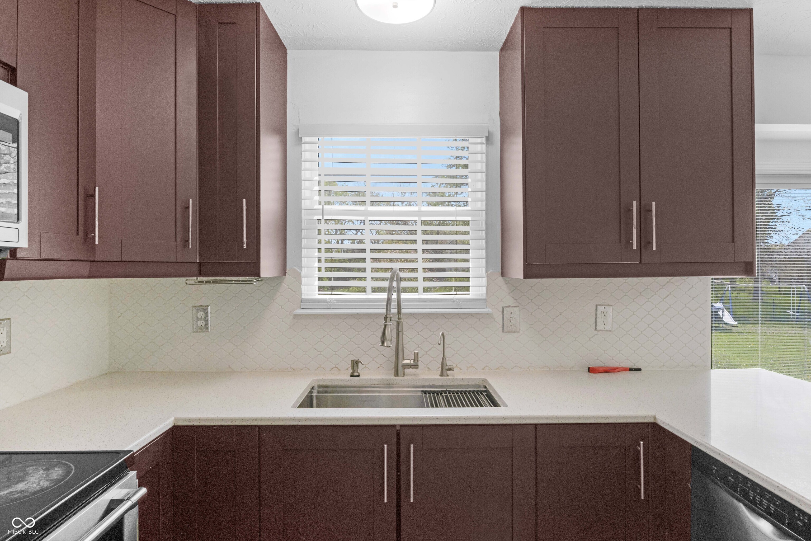 8939 Tito Court Fishers, IN 46038 - Photo 12 of 48
