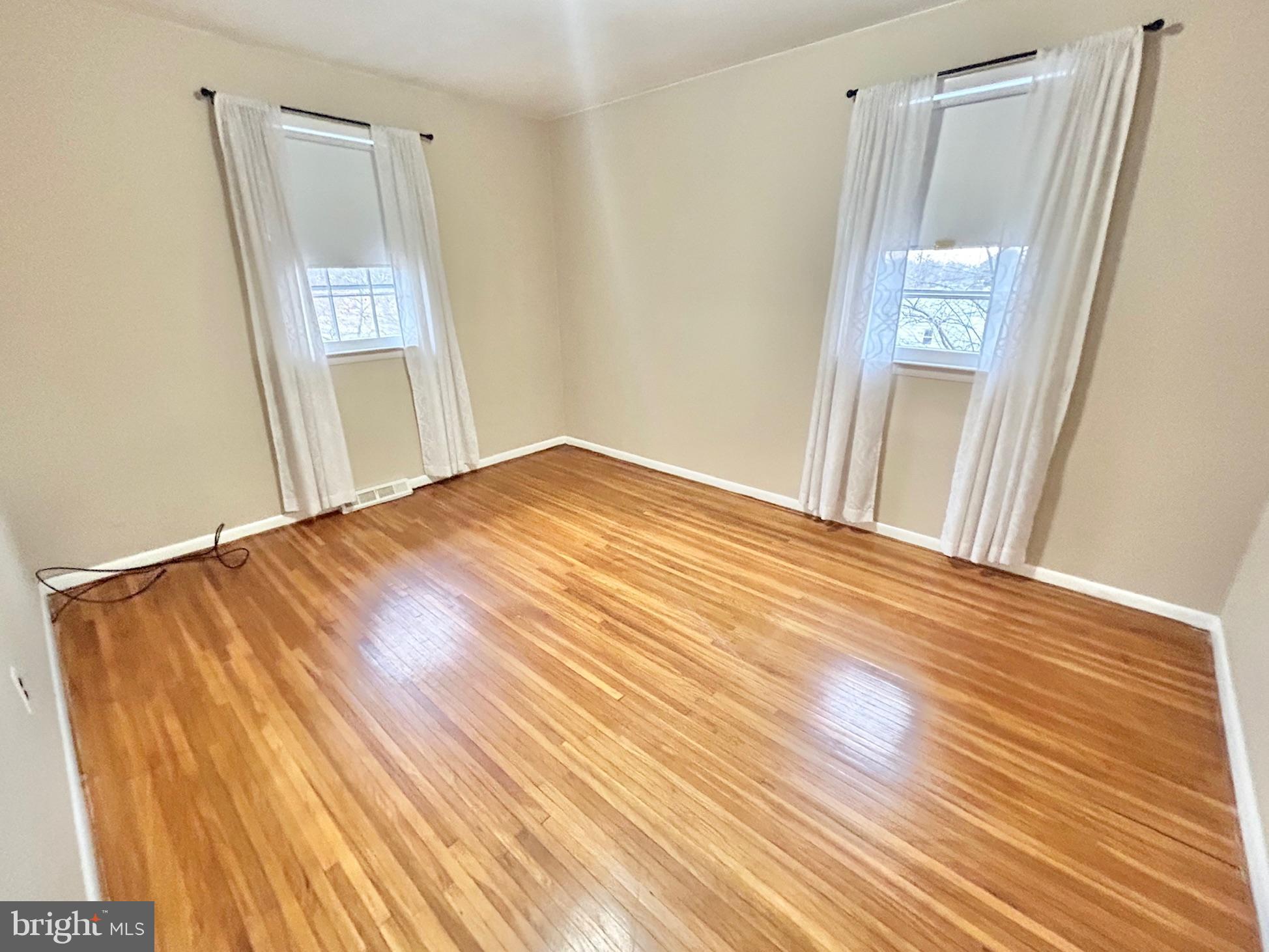 275 Mill Road Burlington, NJ 08016 - Photo 19 of 41 Bedroom