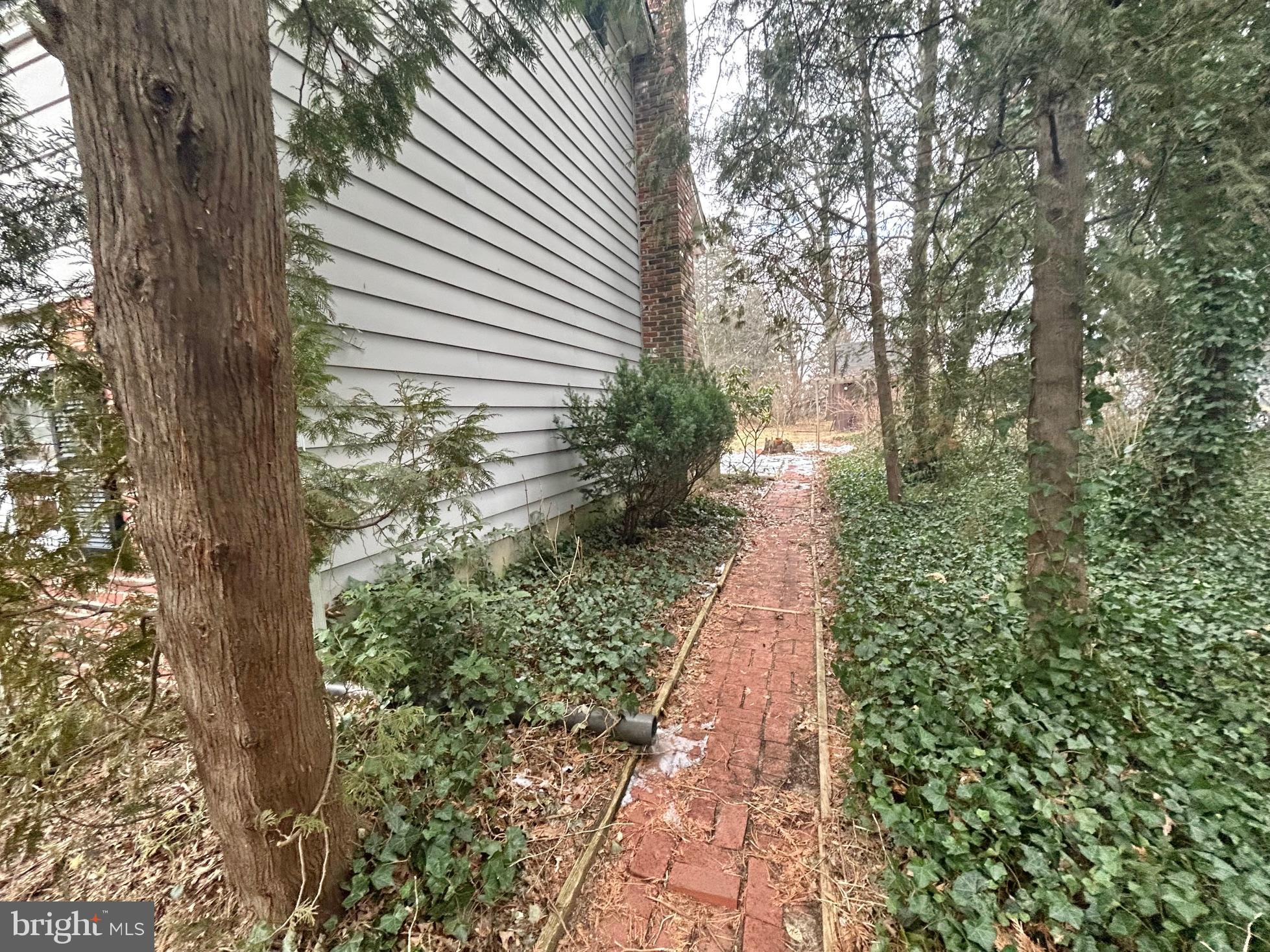 275 Mill Road Burlington, NJ 08016 - Photo 38 of 41 Brick Pathway