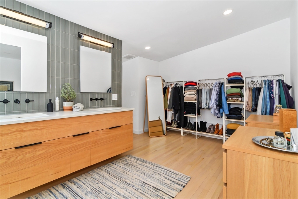 81 Woodland Street Natick, MA 01760 - Photo 24 of 40