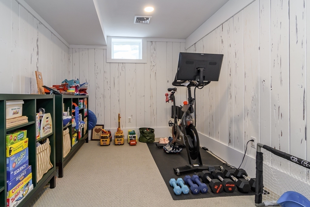 81 Woodland Street Natick, MA 01760 - Photo 27 of 40