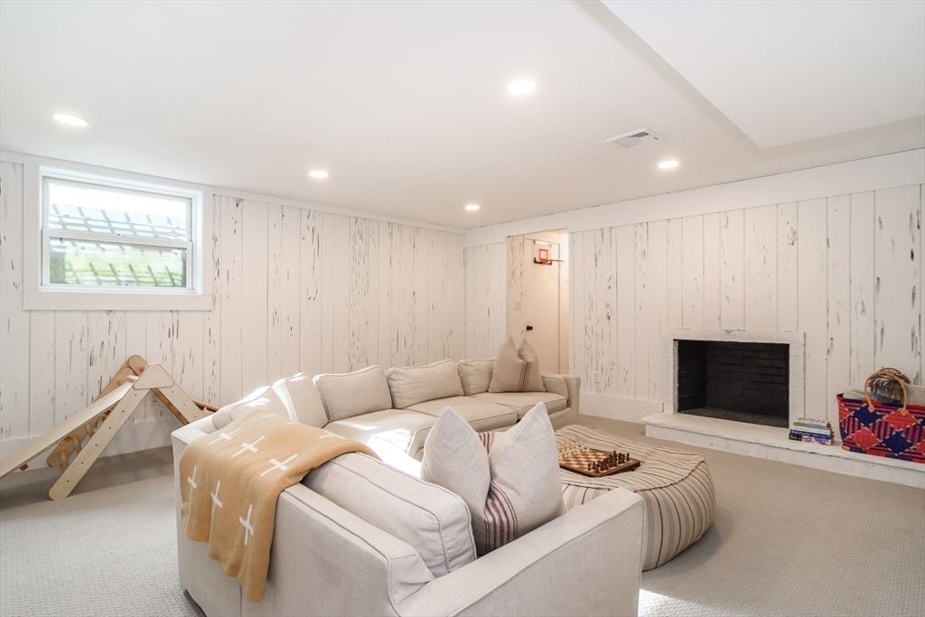 81 Woodland Street Natick, MA 01760 - Photo 29 of 40