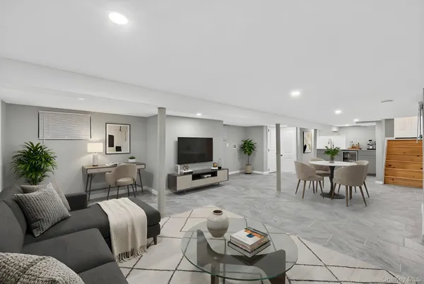 $879,000 | 191-44 113th Avenue | Hollis