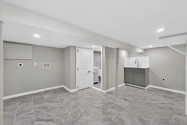 $879,000 | 191-44 113th Avenue | Hollis