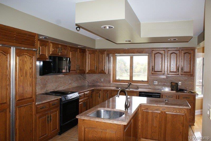 17195 Fish Lake Road Holly, MI 48442 - Photo 7 of 18 DSC05198